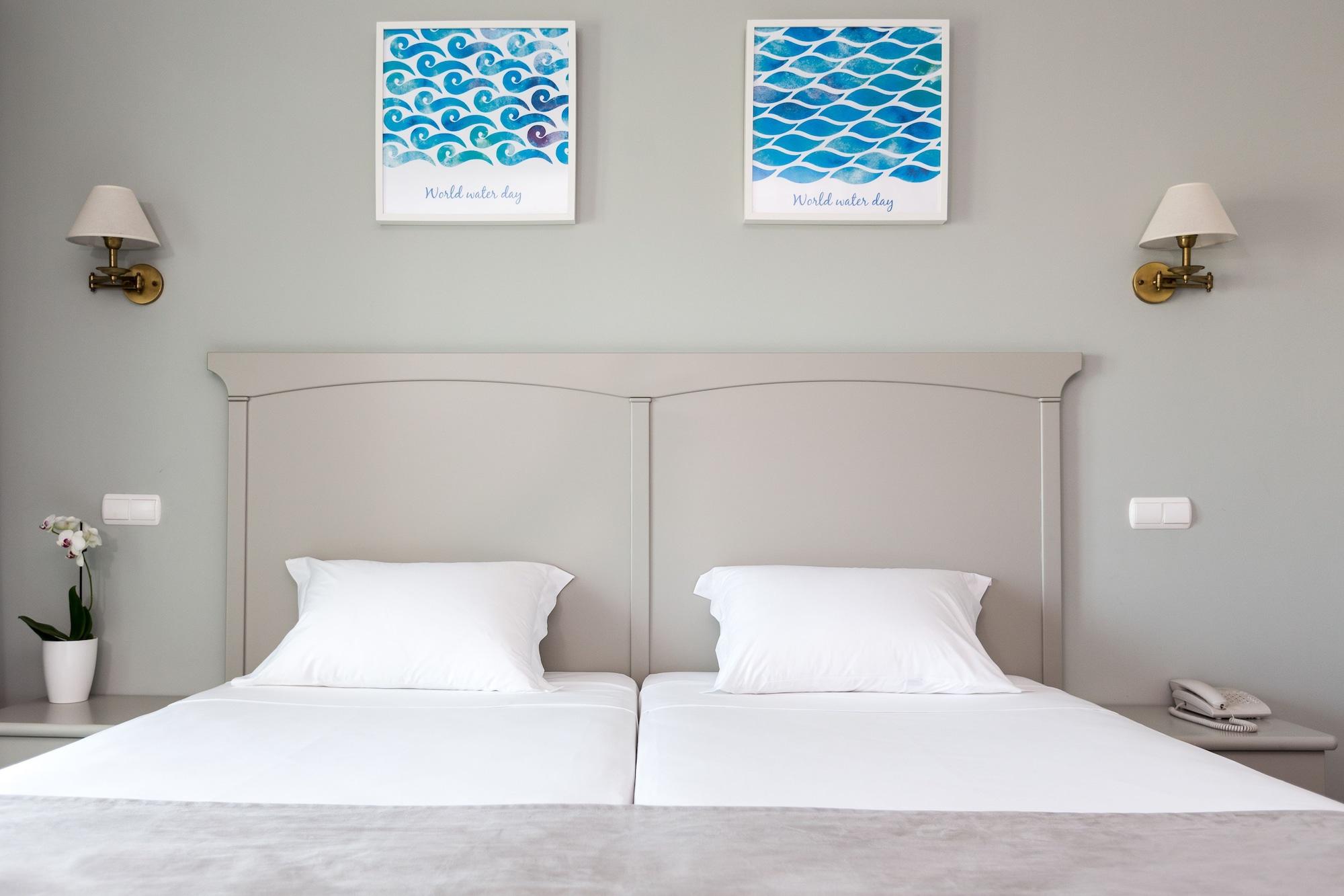 Velamar Boutique - Adults Friendly