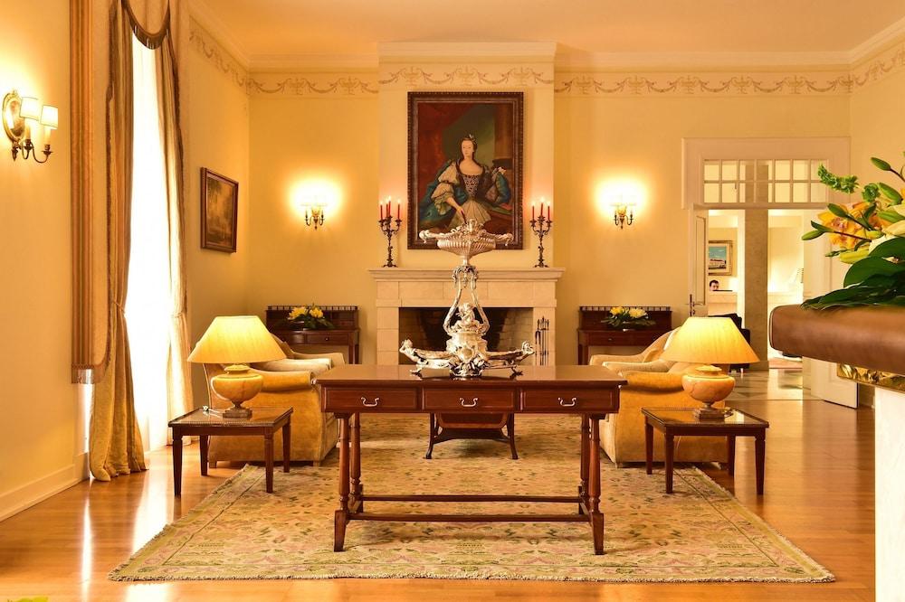 Hotel Palacio De 4*