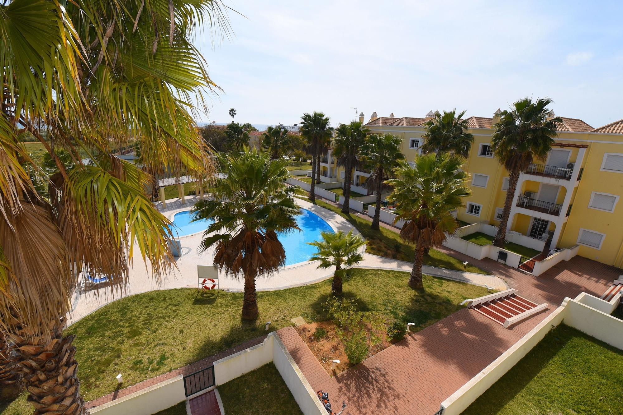 Praia Da Lota Apartments