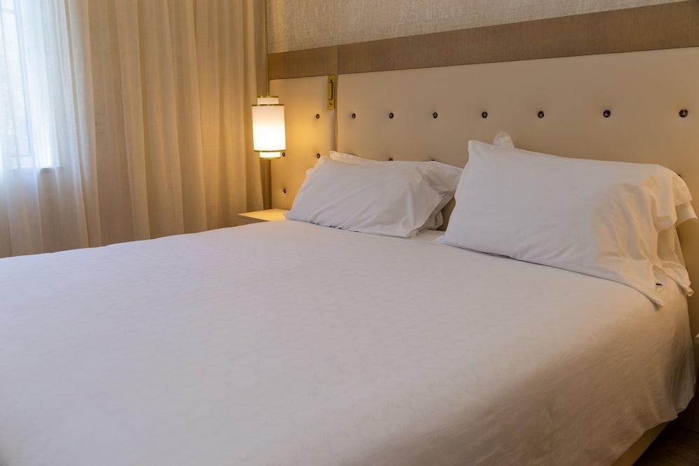 Hotel Alba 5*