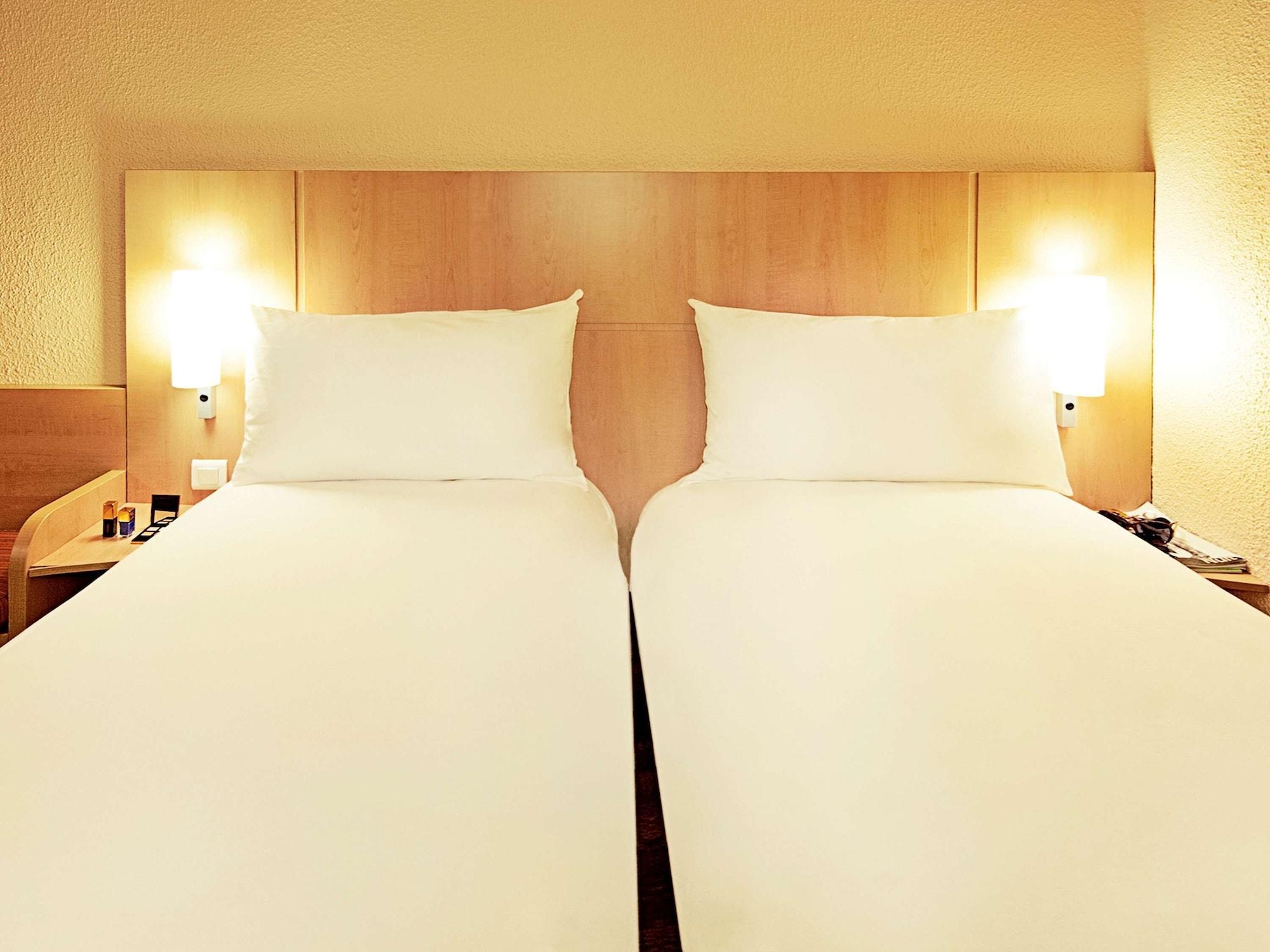 Ibis Lisboa 2*