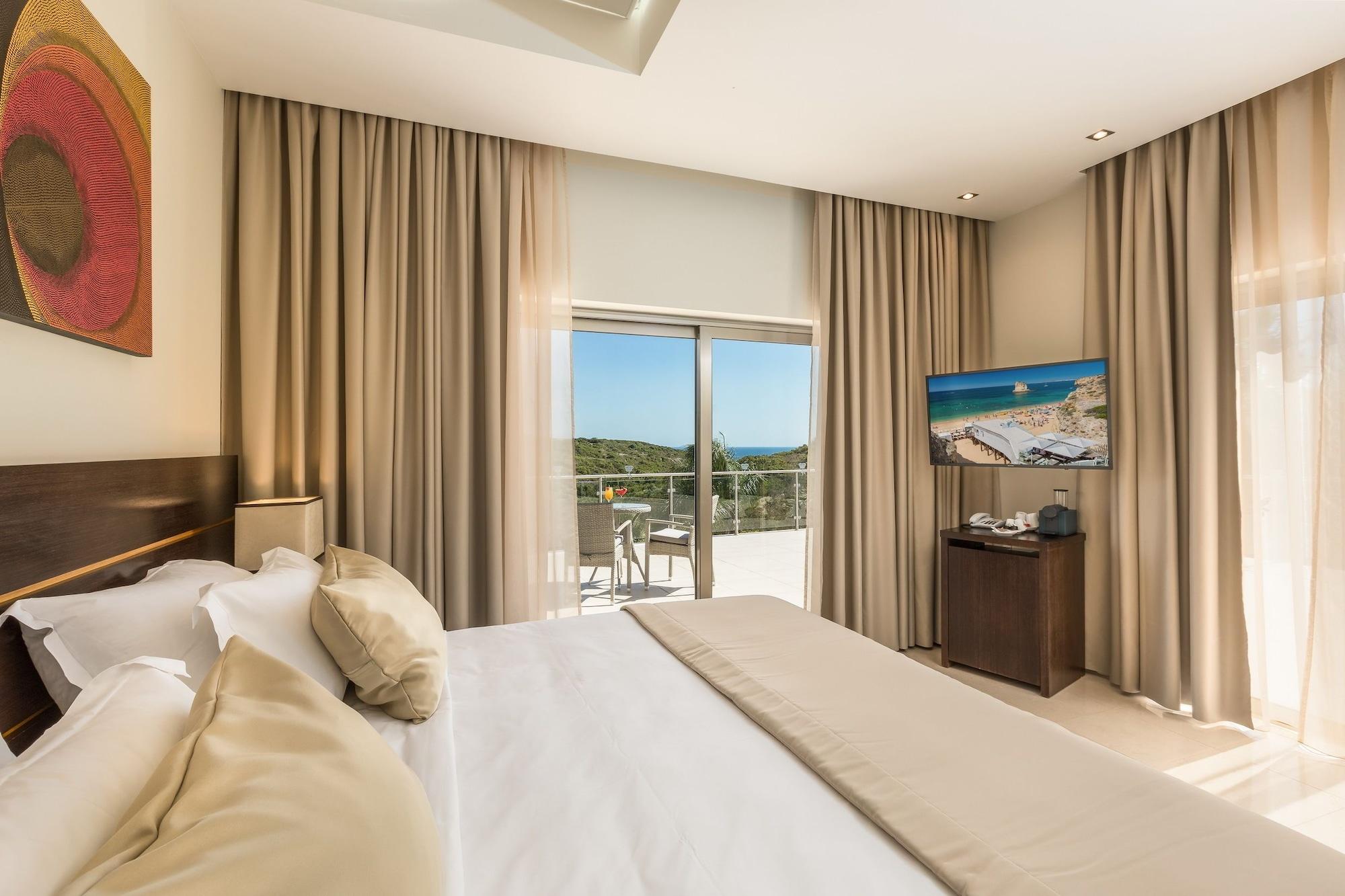 Caneiros Luxury House &