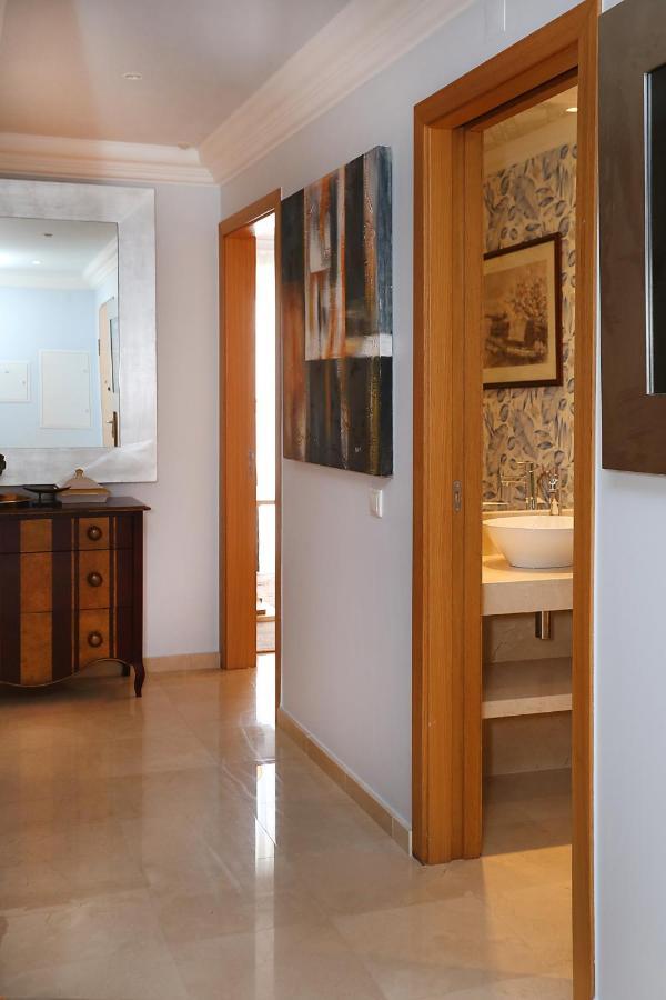 Henri's - Pateo De Santo Antonio Apartment Lagos