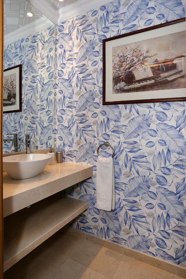 Henri's - Pateo De Santo Antonio Apartment *
