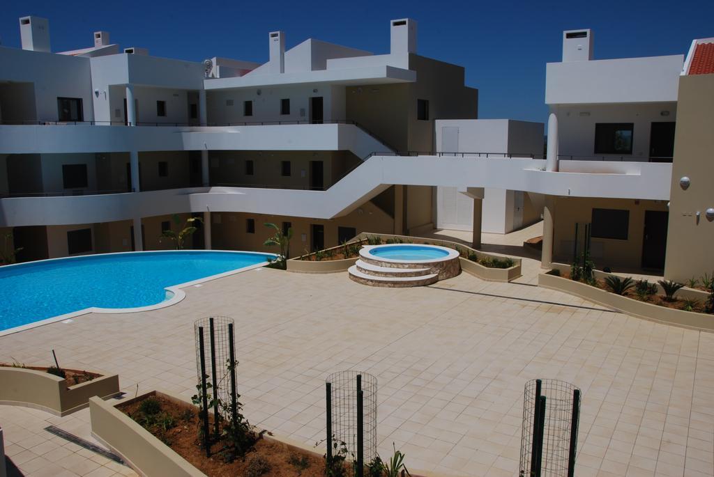 Albur Village *
