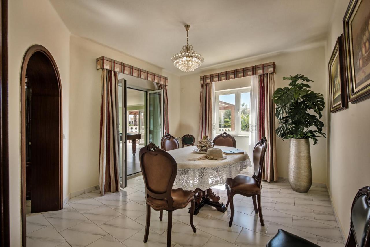 Villa Miguel *