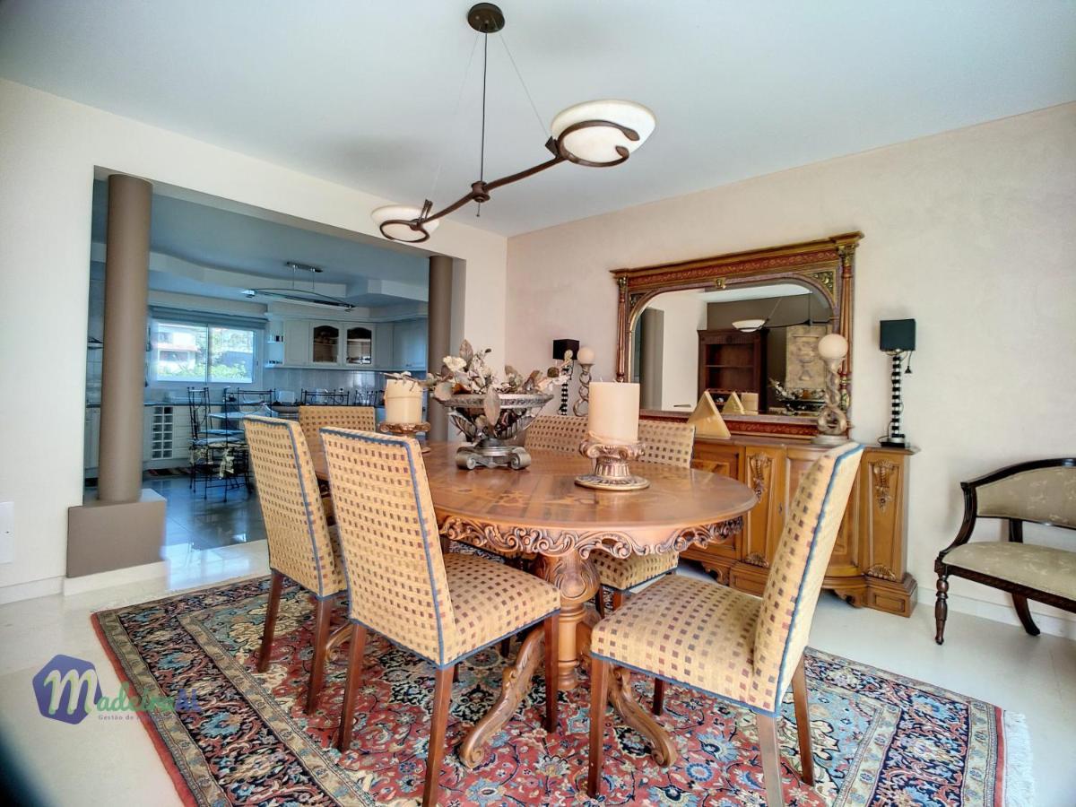 Pearls Villa