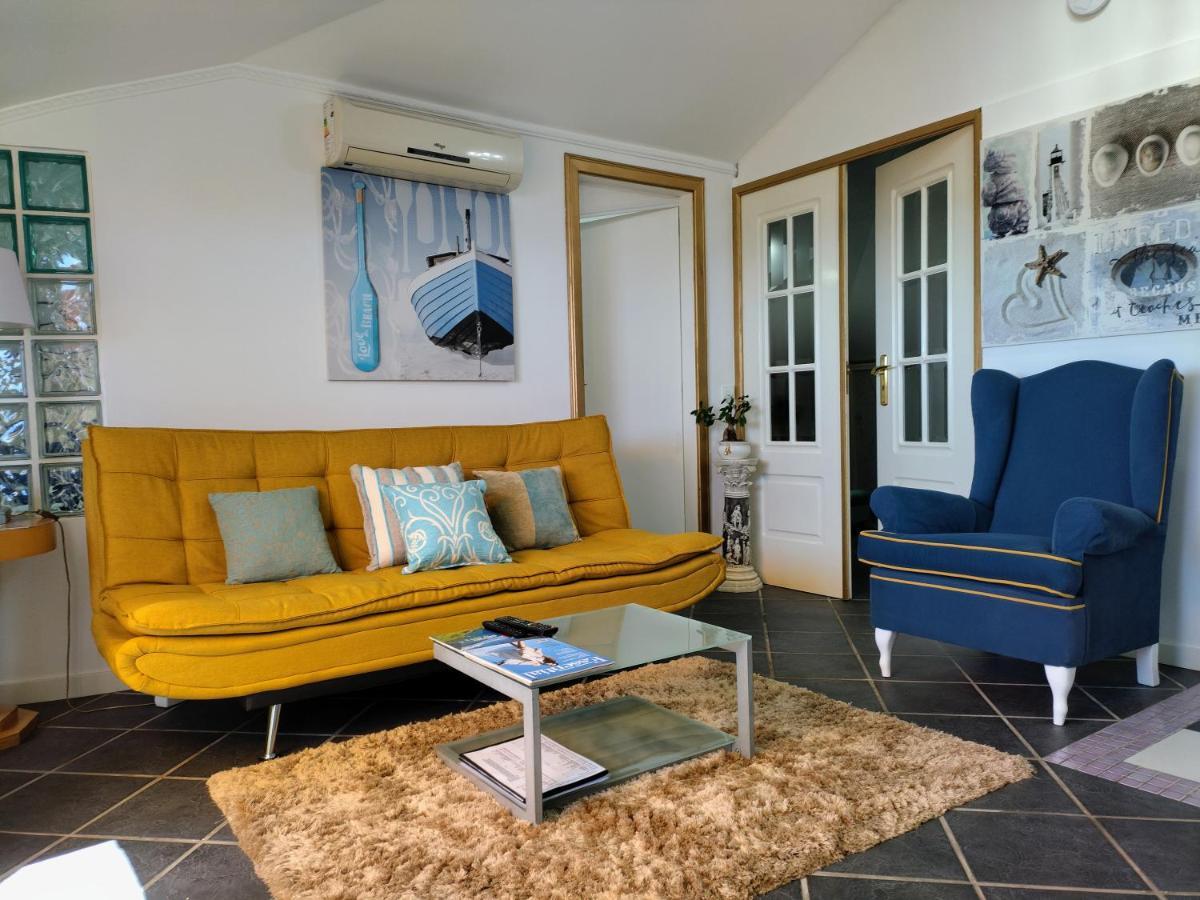 Attic Bay Apartment
