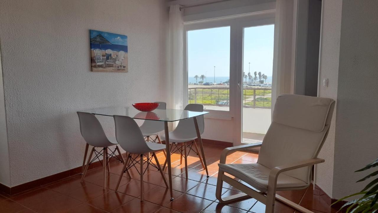 Carcavelos Surf House Carcavelos (Lisbon)