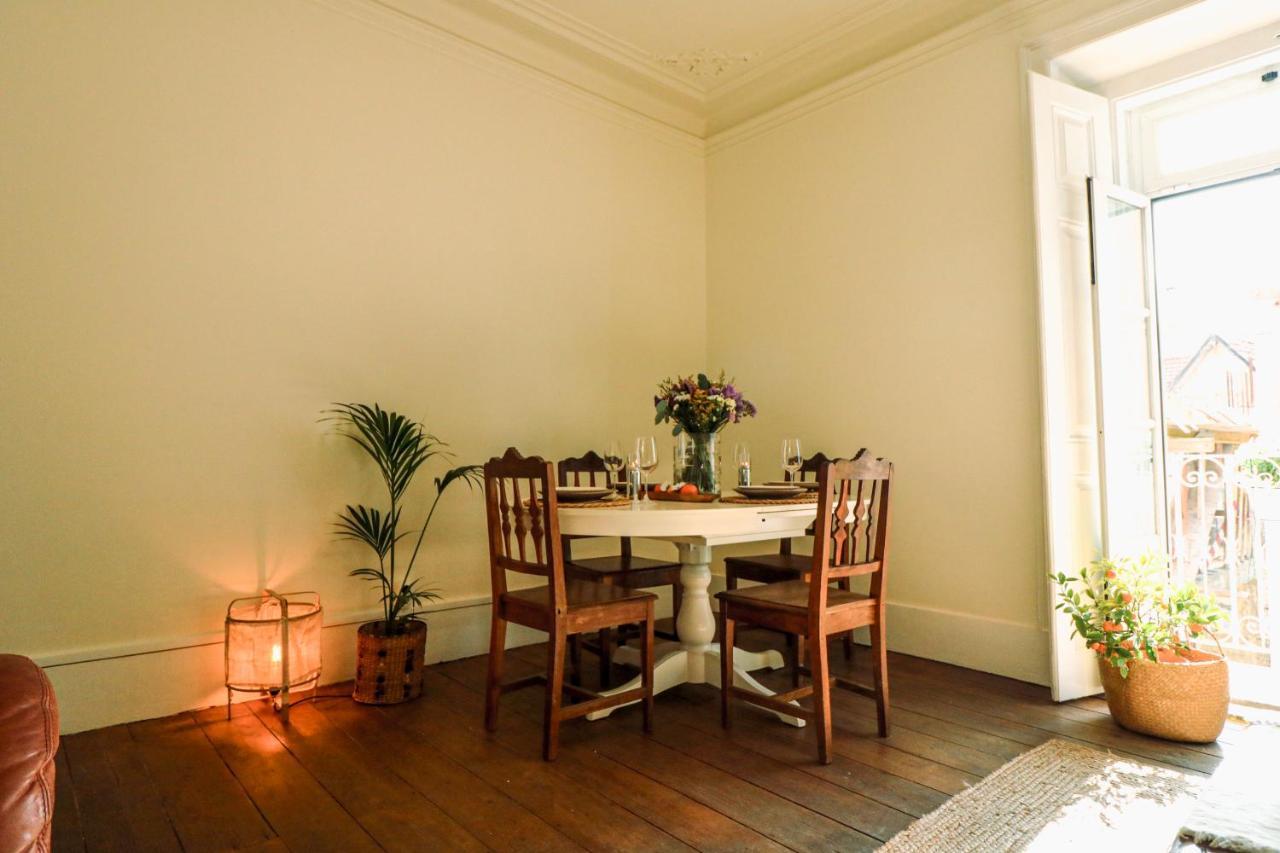 Santa Rita - Stunning Apt. Next To The Sea Apartment Estoril