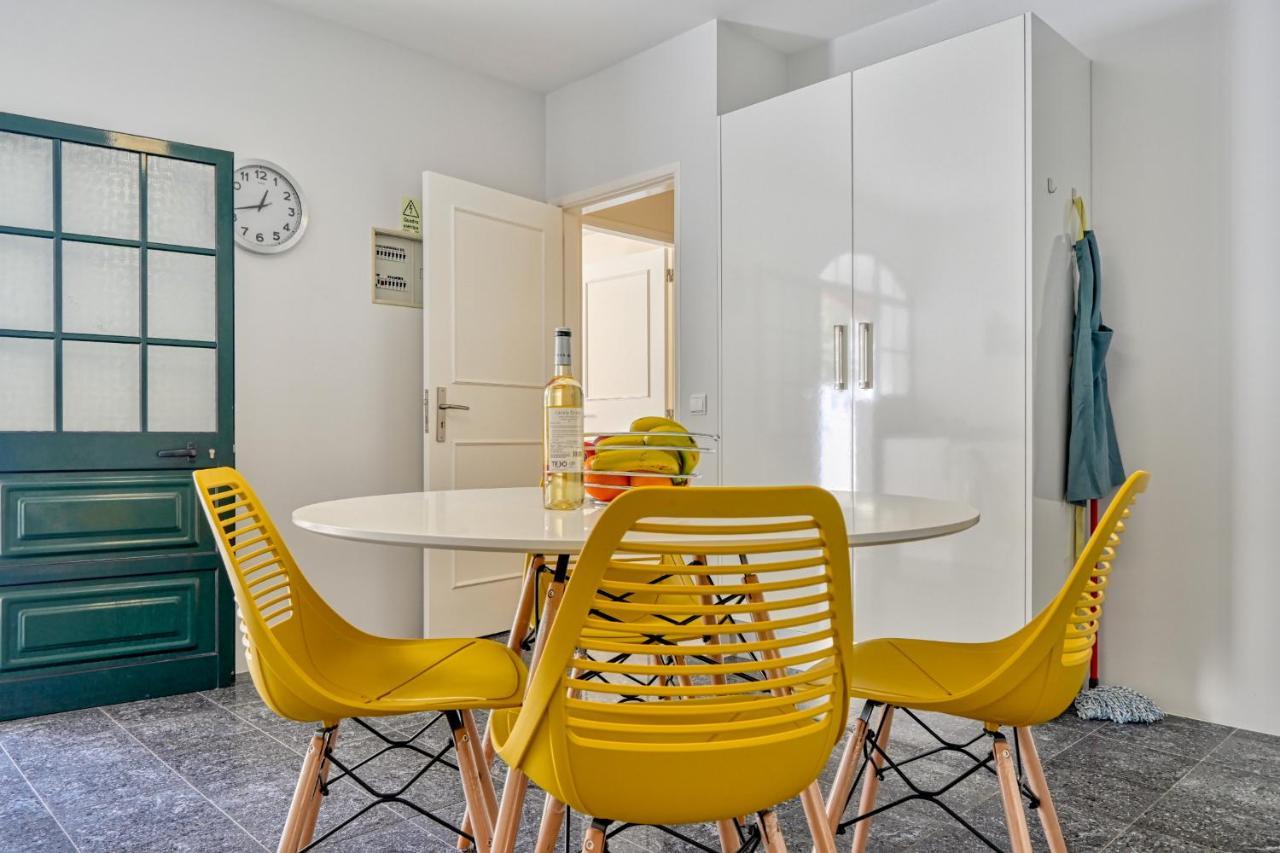 Nidia's Place, A In Madeira Apartment *