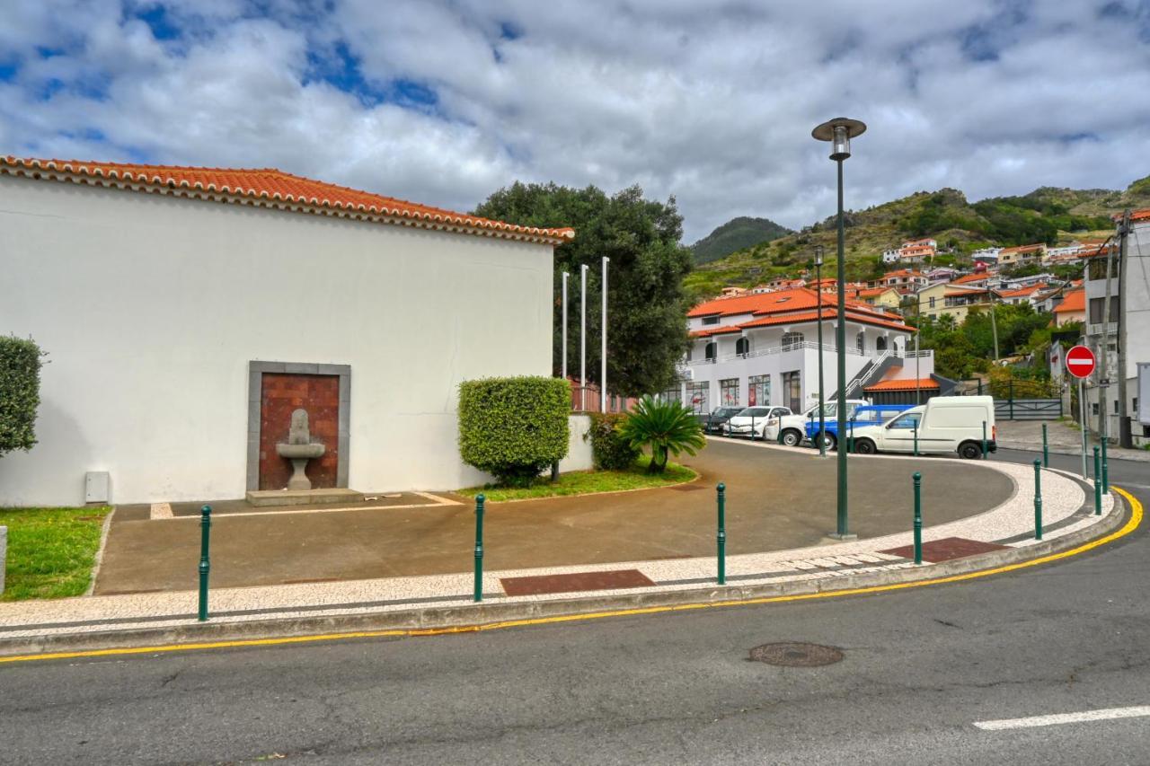 Nidia's Place, A In Madeira Apartment *