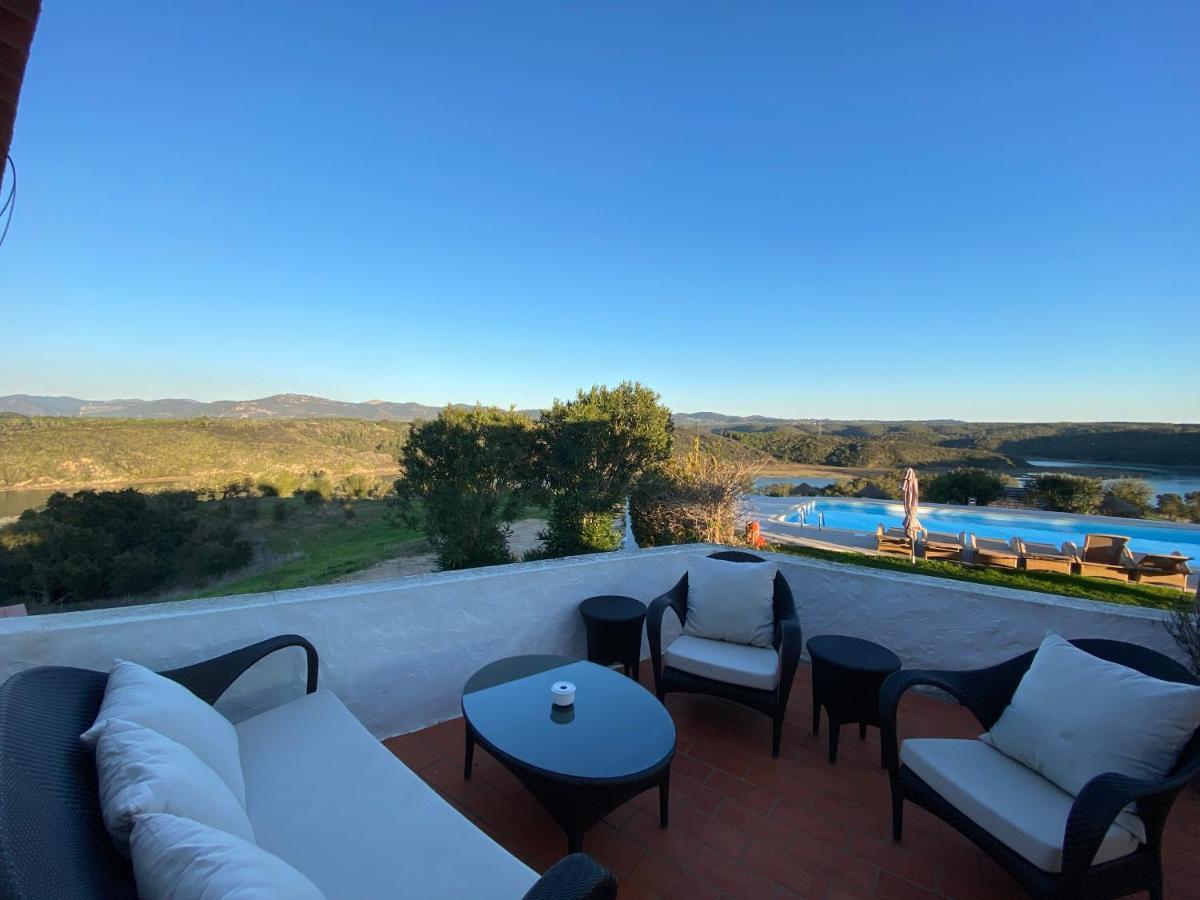 Monte Do Zambujeiro Guest house 3*