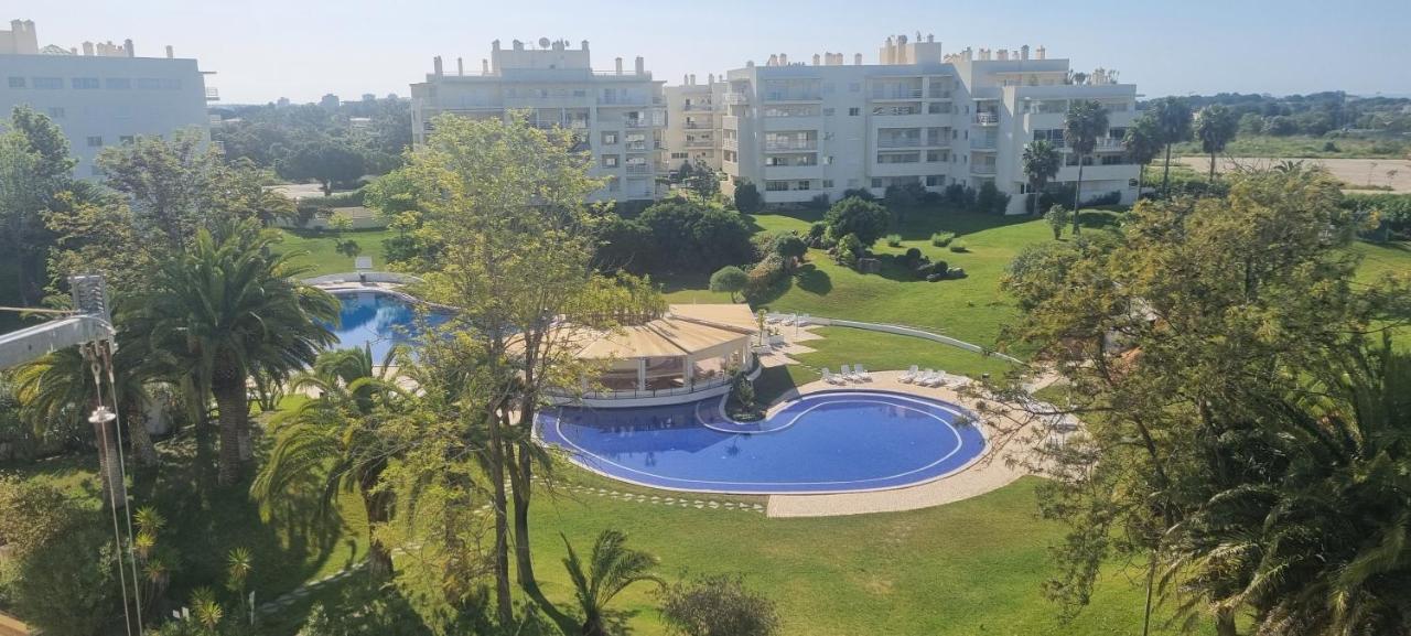 Apartamento T2+1 - Sousa - With The Pool @ Algarve *
