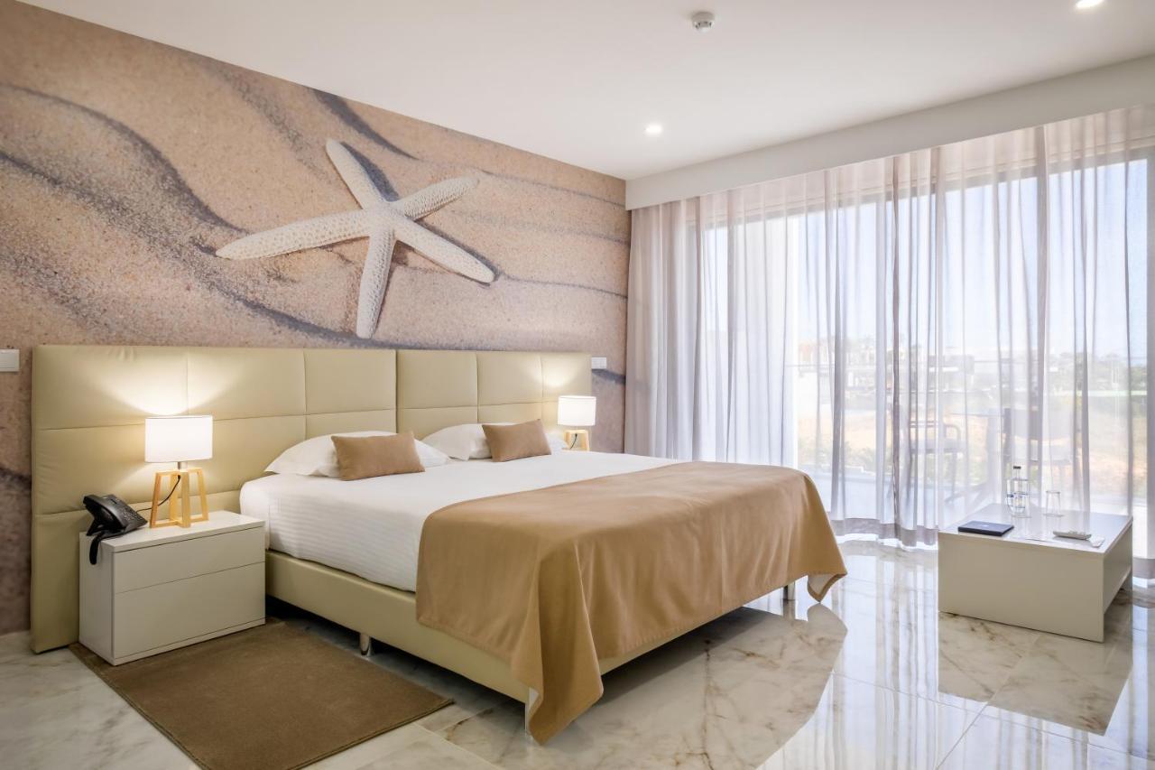 Atlantic Hotel 4*