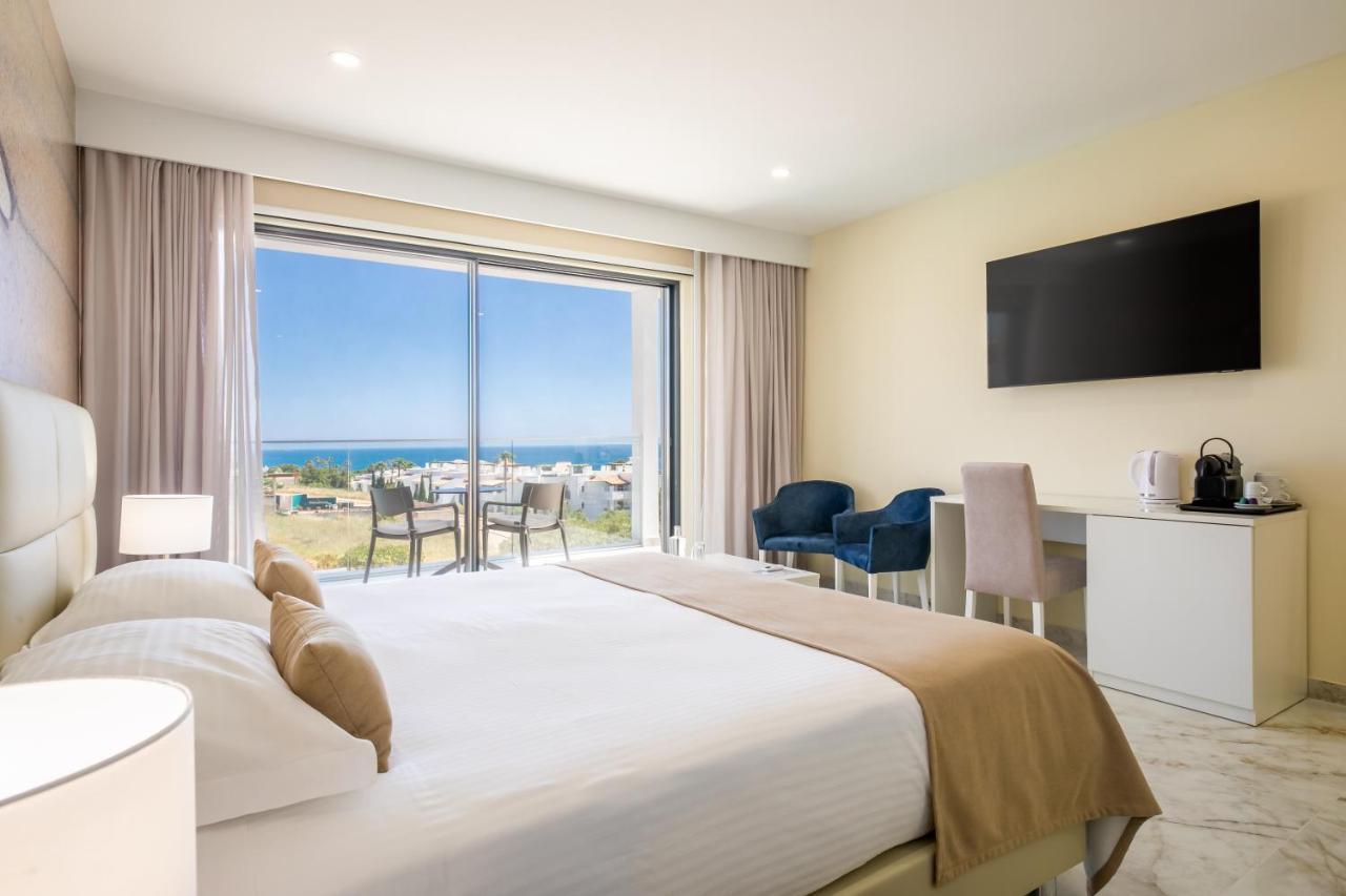 Atlantic Hotel 4*