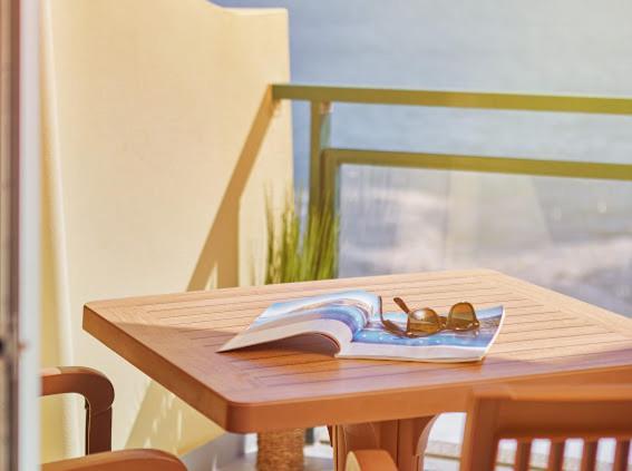 Lovely With Pool And Sea View Appartement