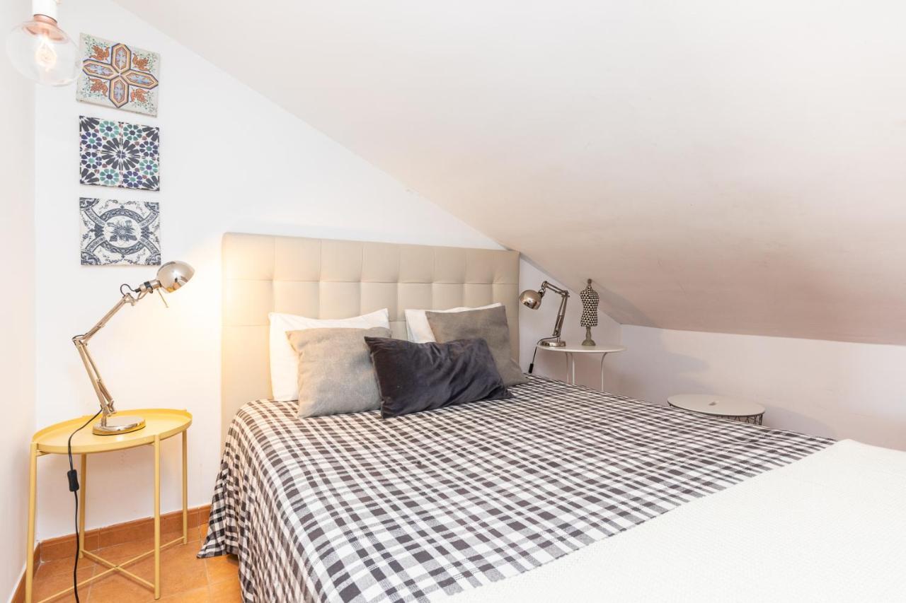 & Loft. Apartment *
