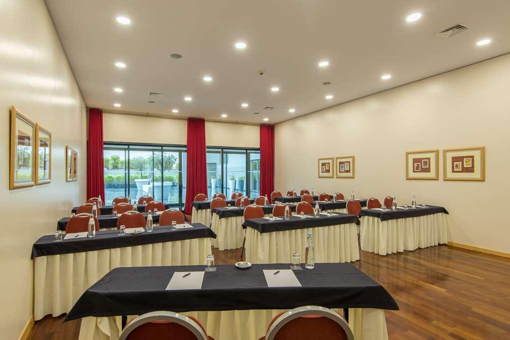 Gale Opera Hotel 4*