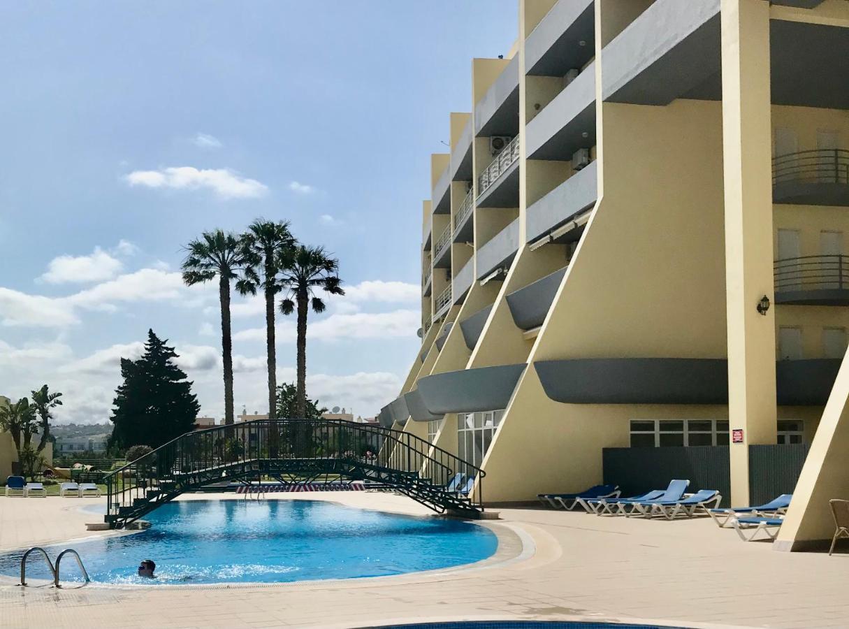 Do Mar Lovely First Floor With Pool