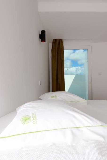 Consuls Ocean View Apartment