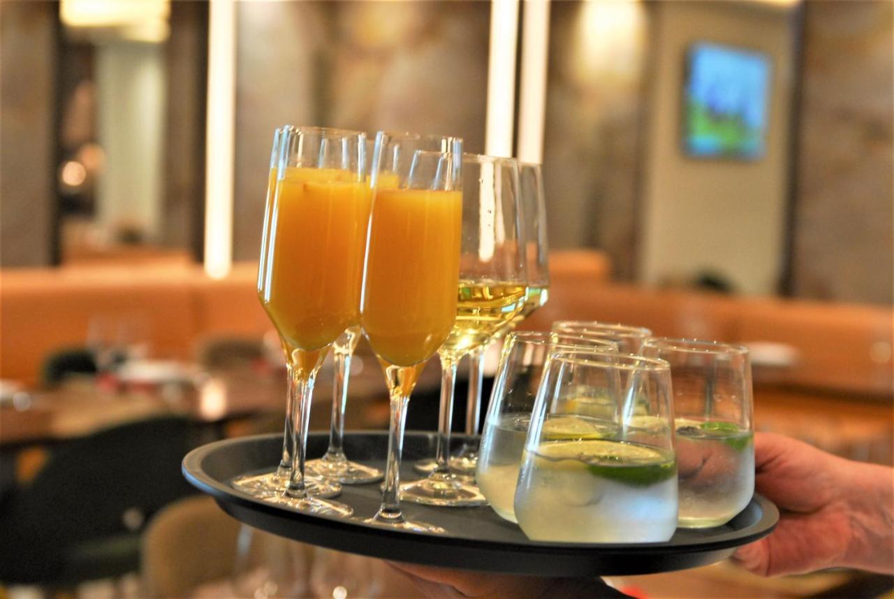 The 7 Hotel, Suites, & 3*