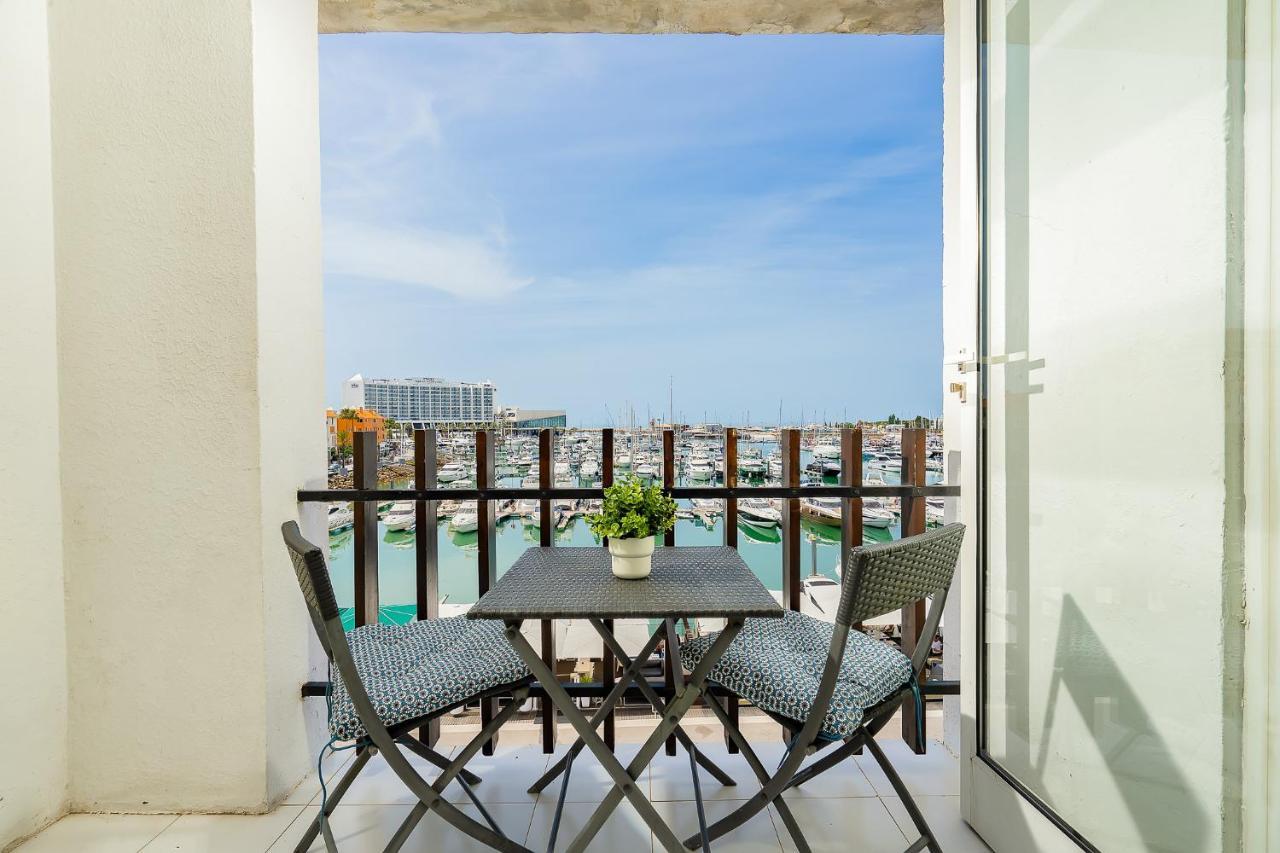 Apartment Marina Views *