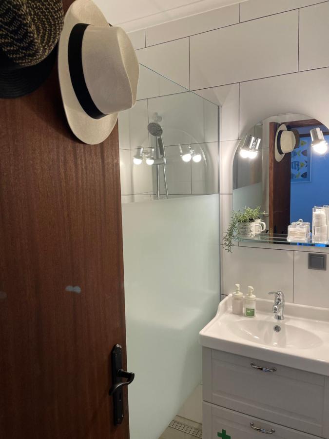No Snow, 300 M From The Beach, King Size Bed, Fast Wi-fi Apartamento *