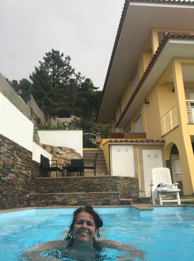 Moradia Com Piscina T4 *