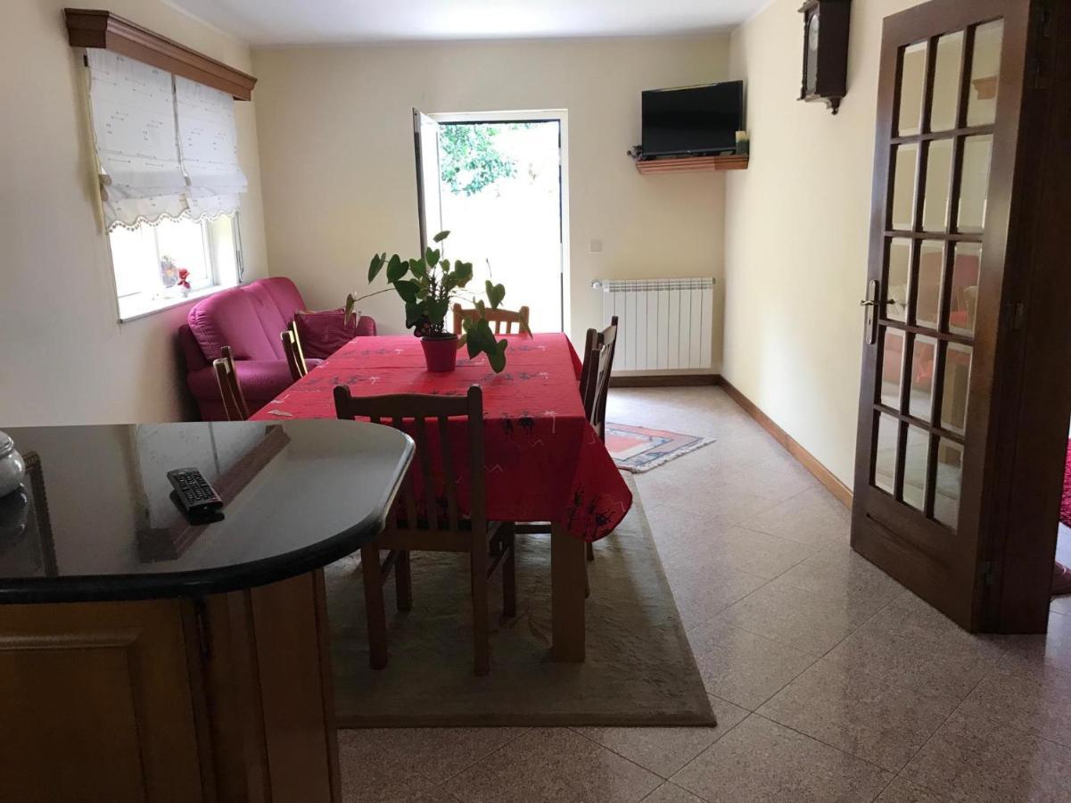 Moradia Com Piscina T4 Holiday home