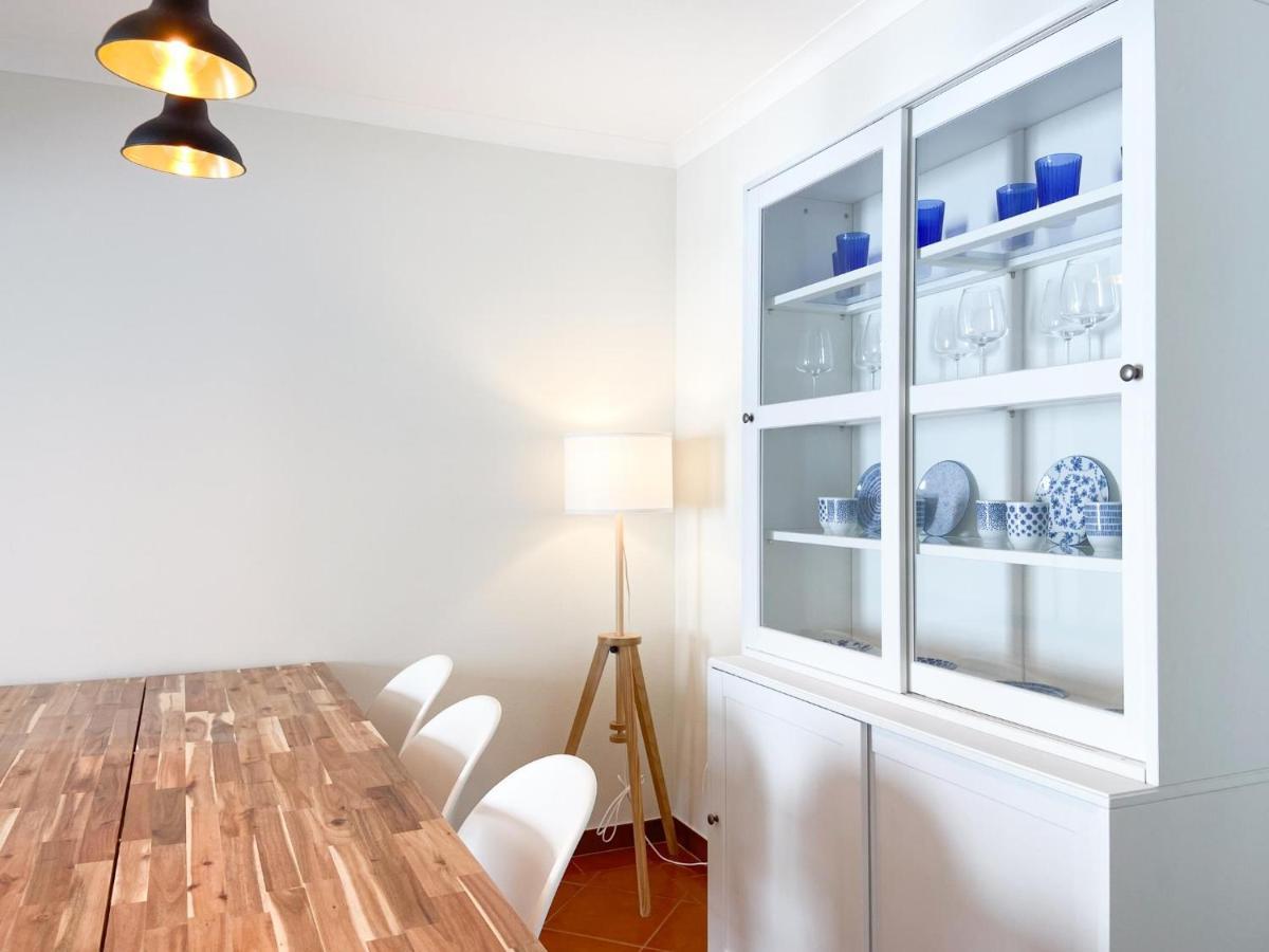 Spacious Penthouse Sea View Near #1925 * Lagos