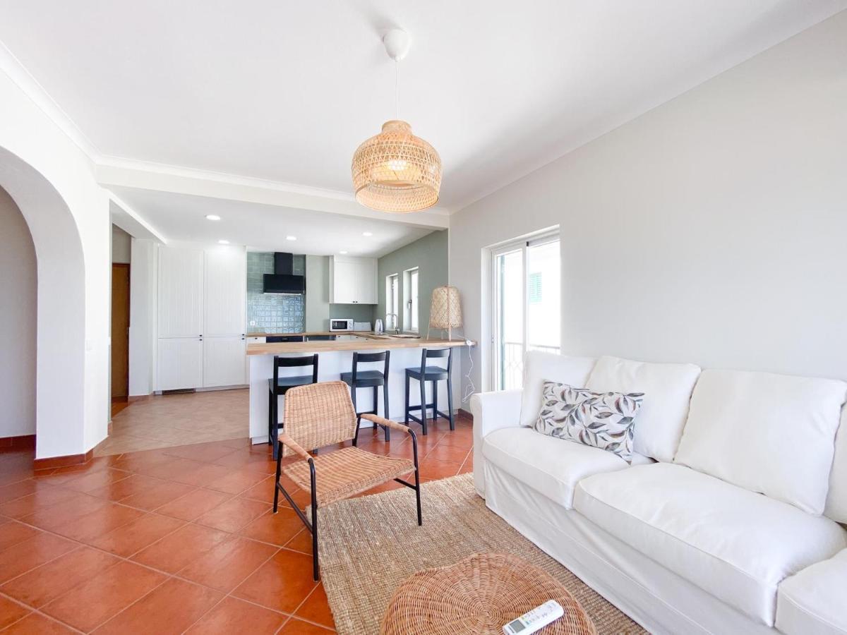 Spacious Penthouse Sea View Near #1925 Apartment Lagos