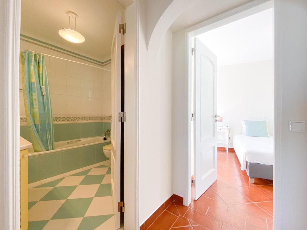 Apartment Spacious Penthouse Sea View Near #1925