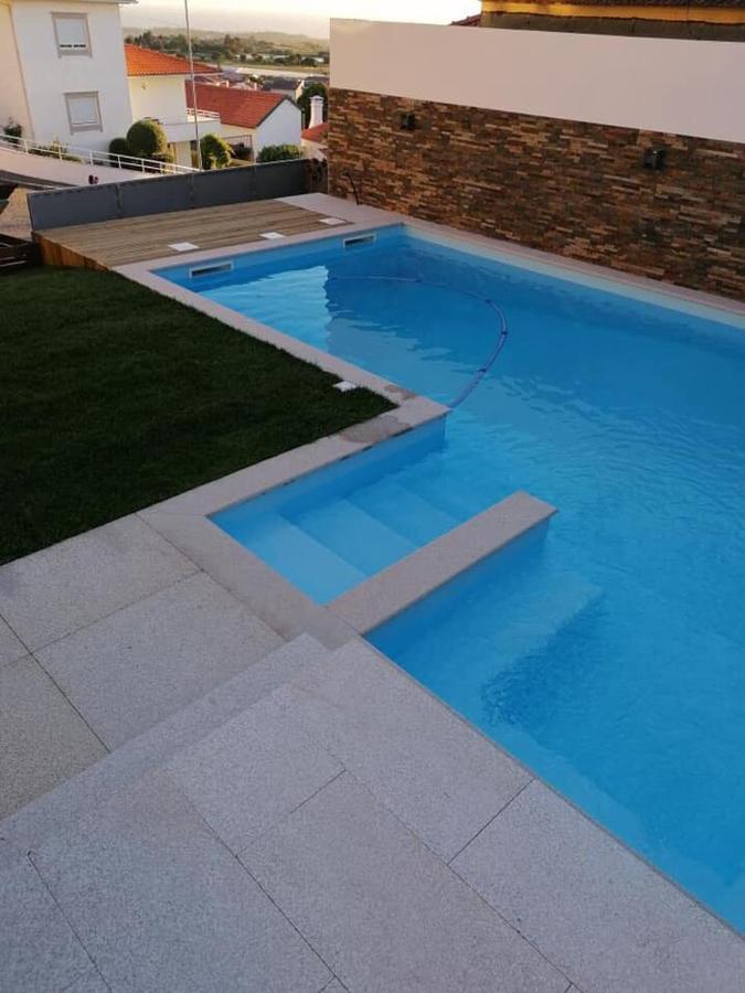 Moradia Com Piscina T4 Holiday home *