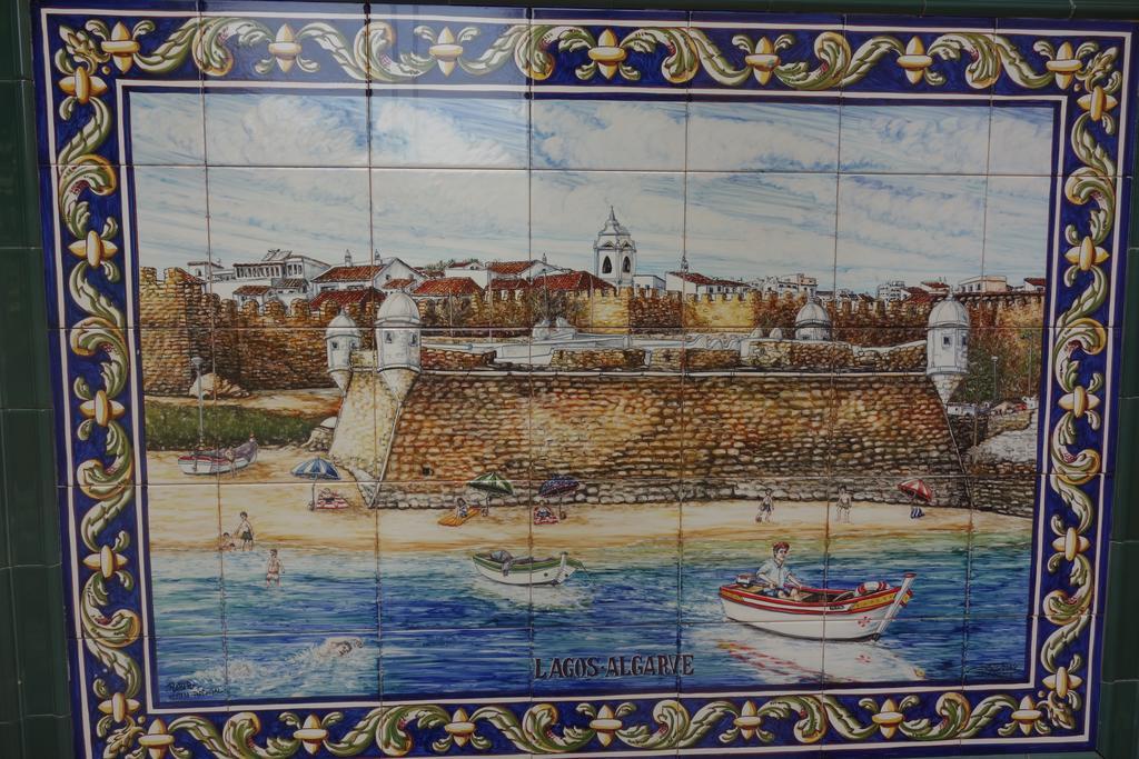 Atlantida Guest house