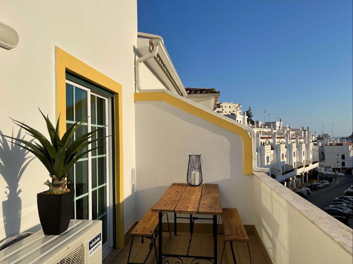 Apartment Colina *
