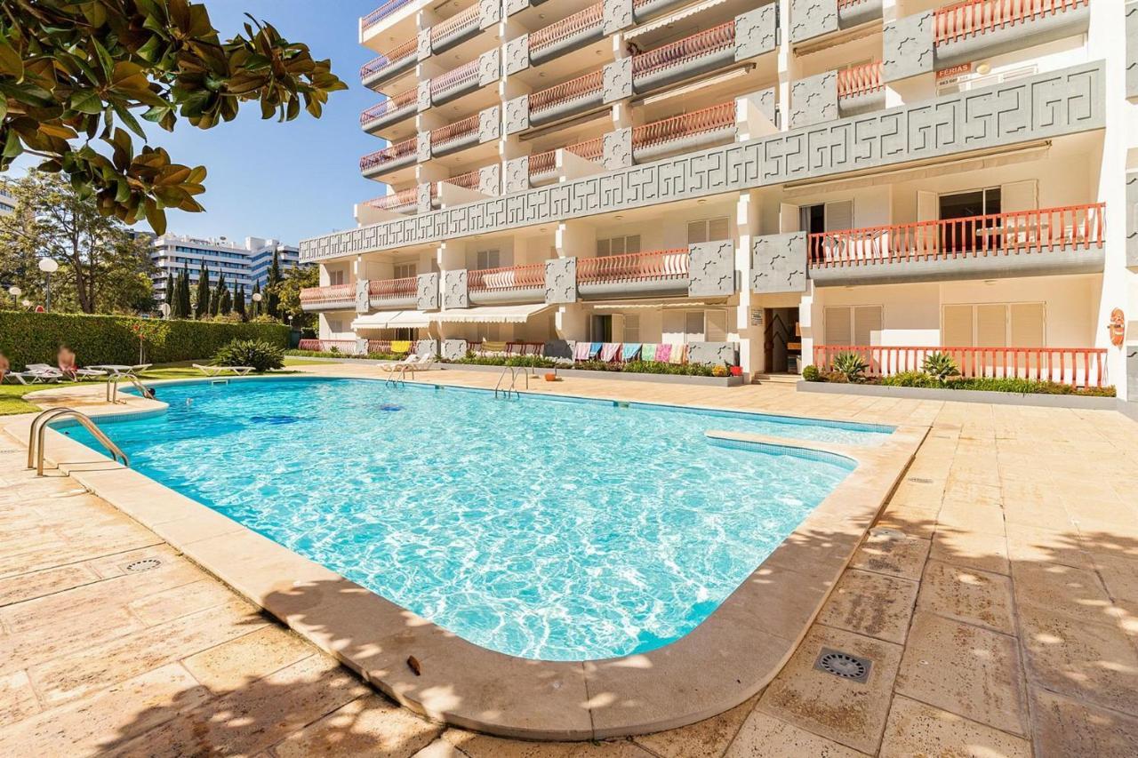Marina, Av Tivoli Apartment