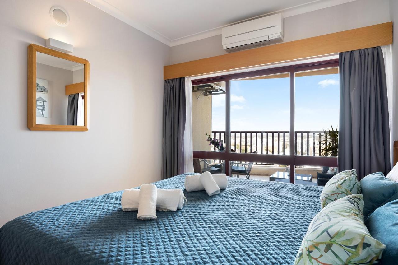Sunny Escape Apartamento