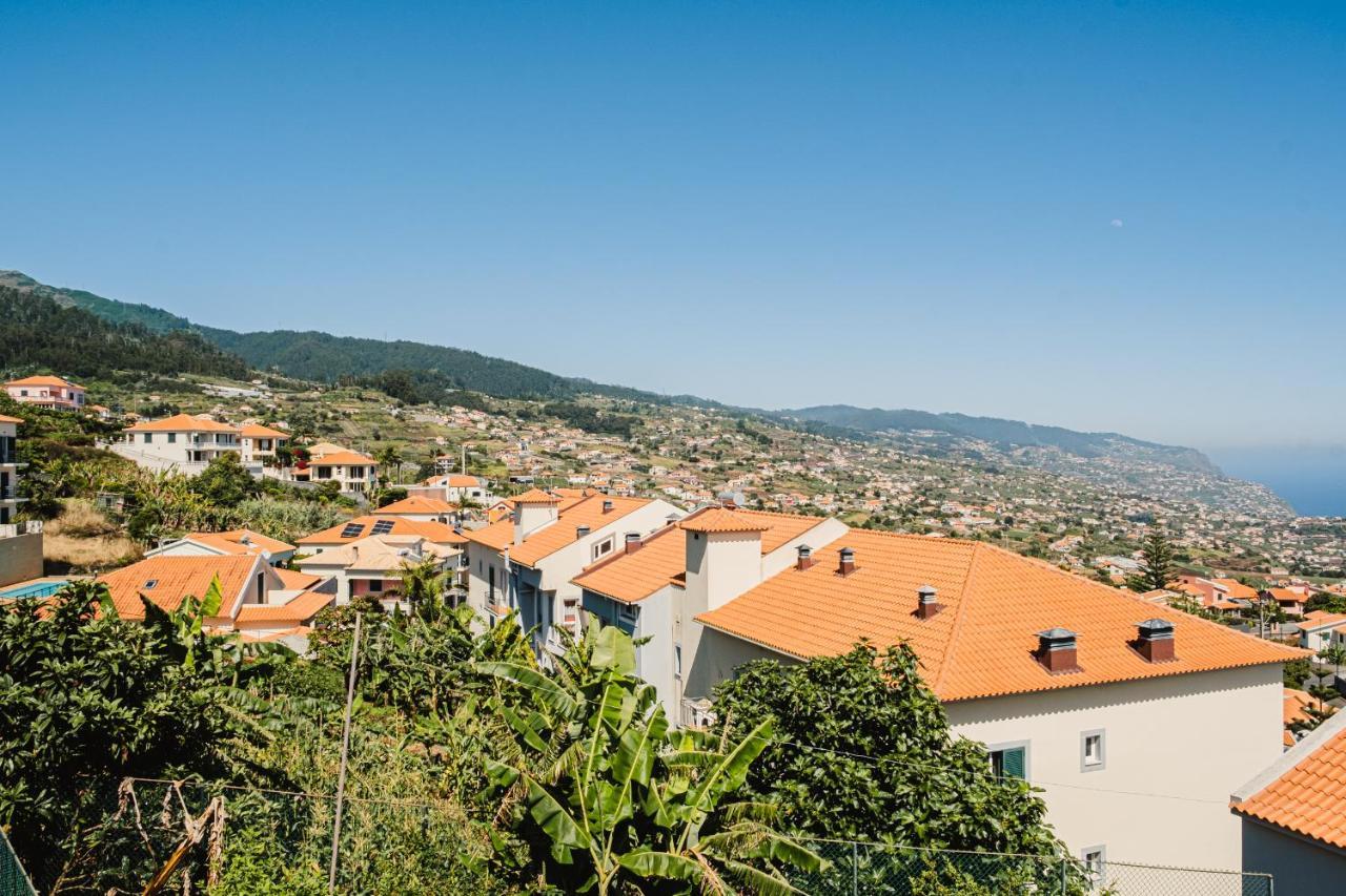 Namaste House I Relogio do Poiso