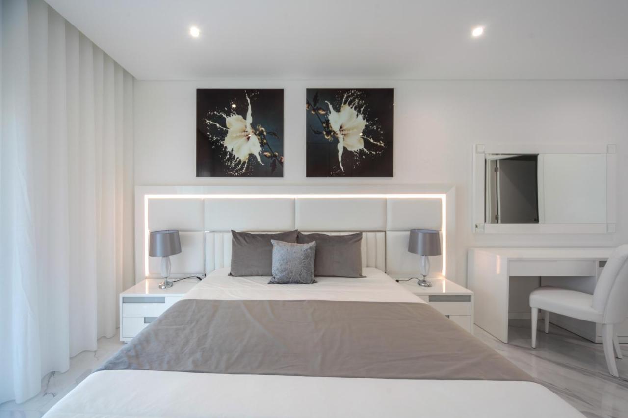 Luxury With Stunning Sea Views
