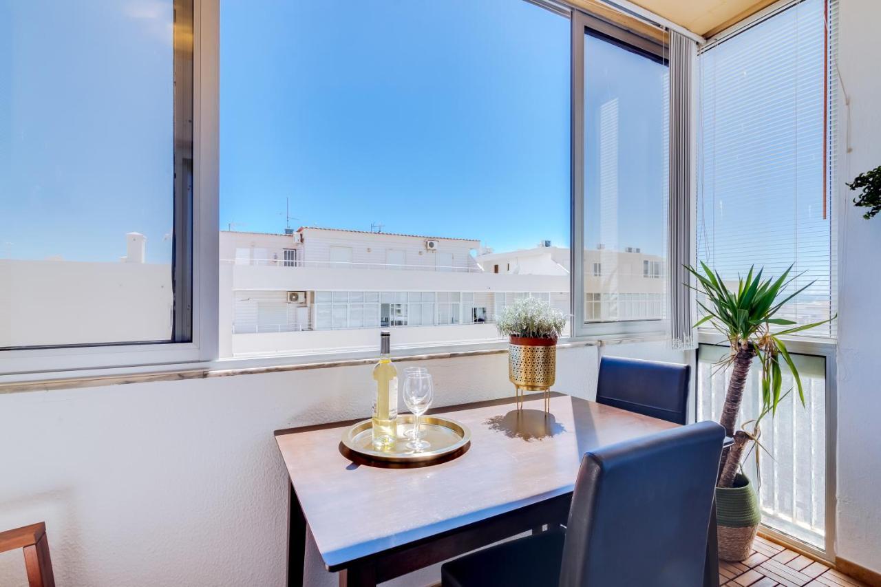 Al - Wave 7 Apartment Quarteira