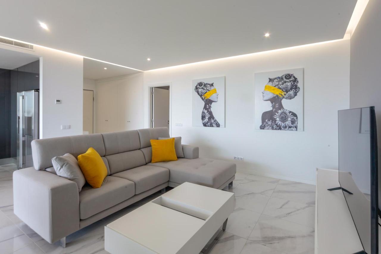 Luxury With Stunning Sea Views Appartement