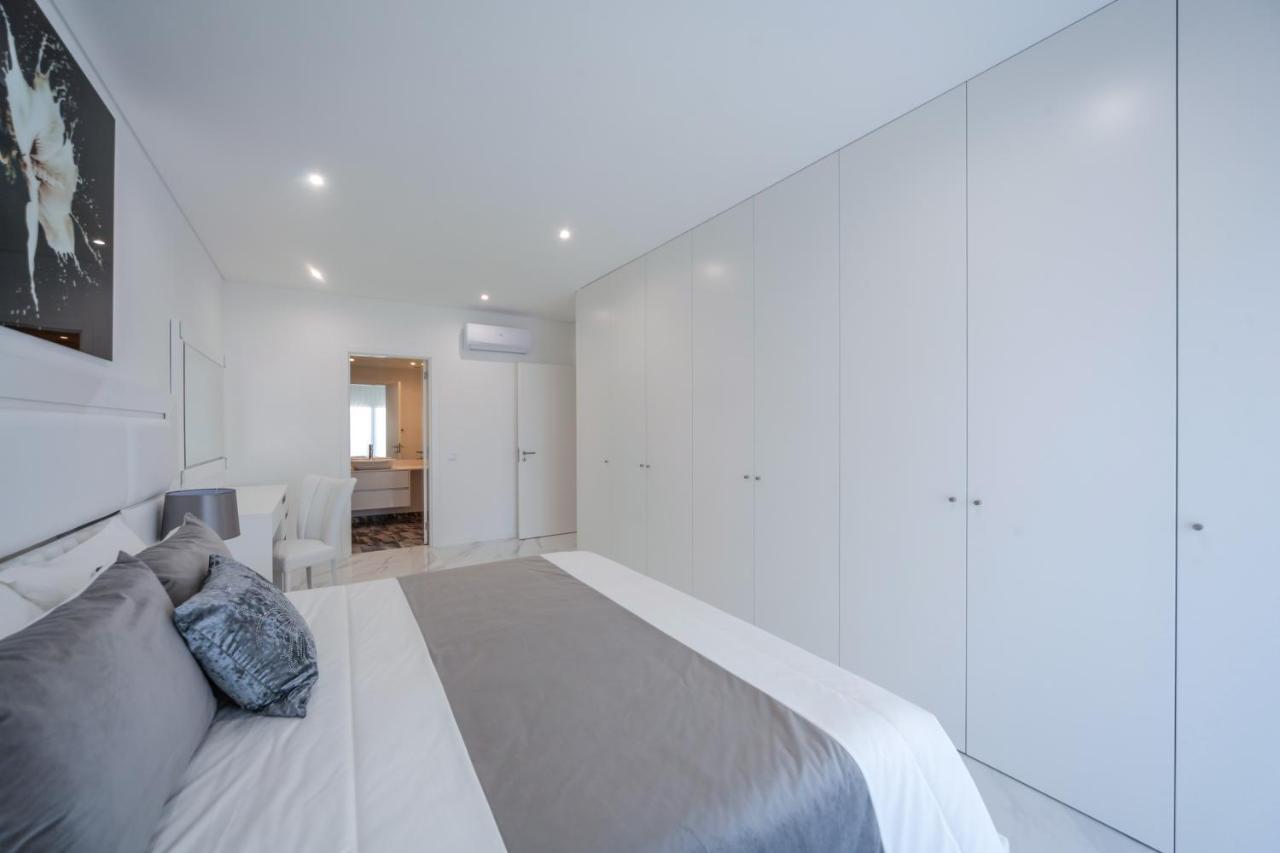 Luxury With Stunning Sea Views Portimao
