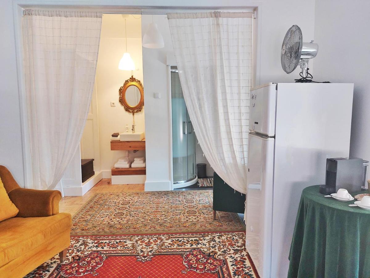 6/4 De Sado Guest house