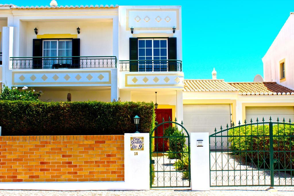 Bella & Gordinho Guest house Lagos