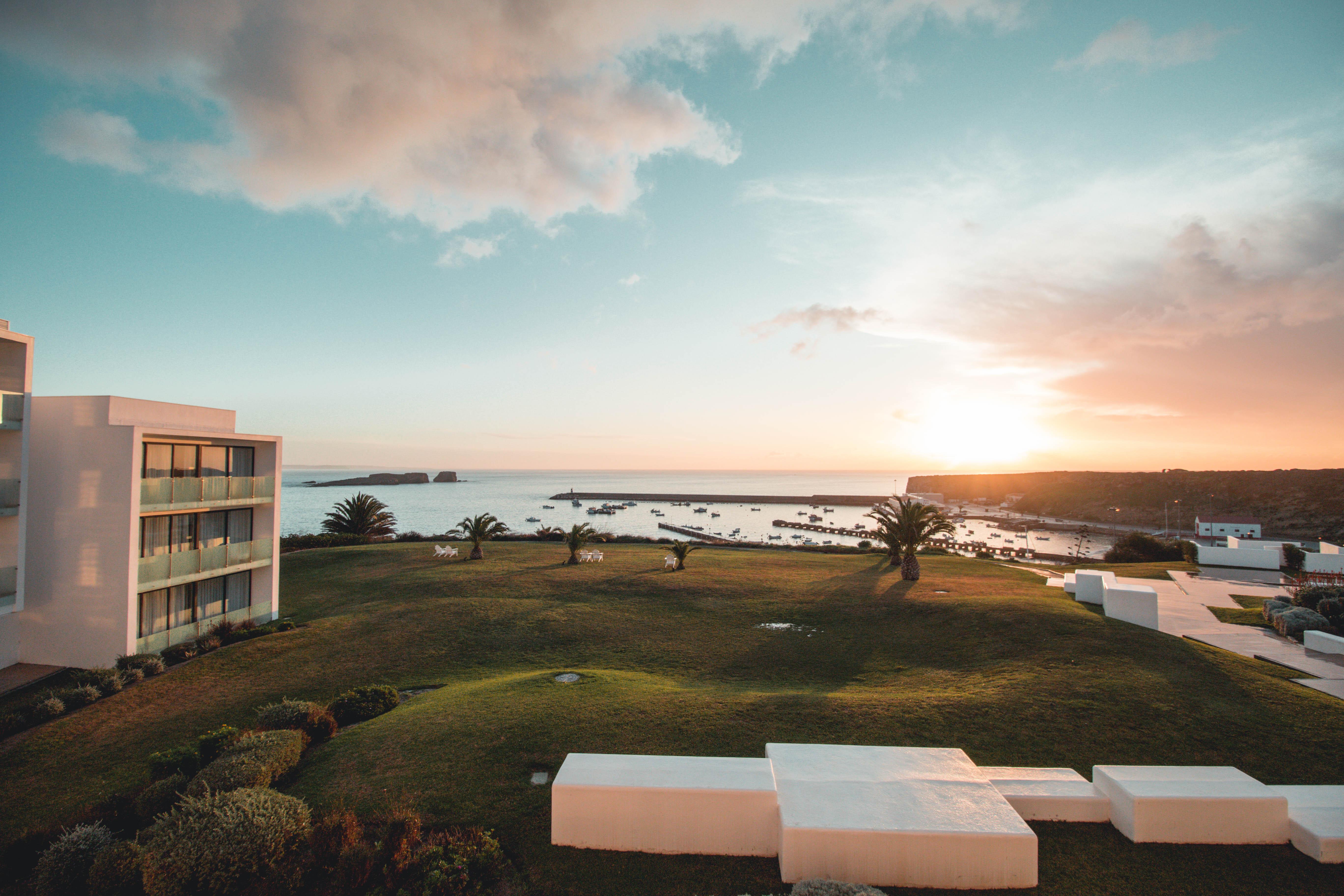 Memmo Baleeira - Design Hotel 4*
