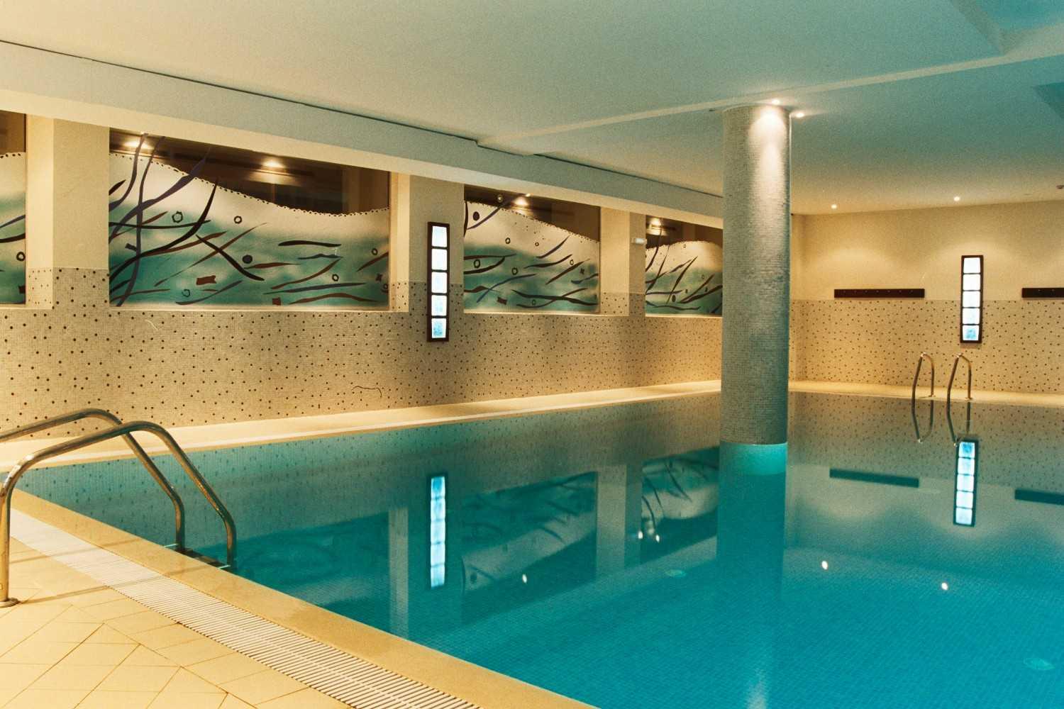 Hotel Yellow 4*