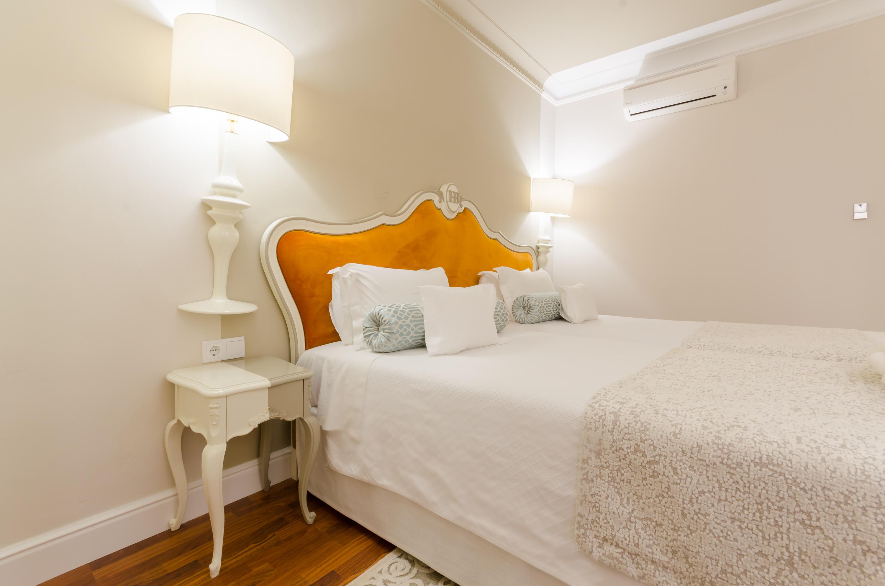 Borges Chiado 3* Lisbon