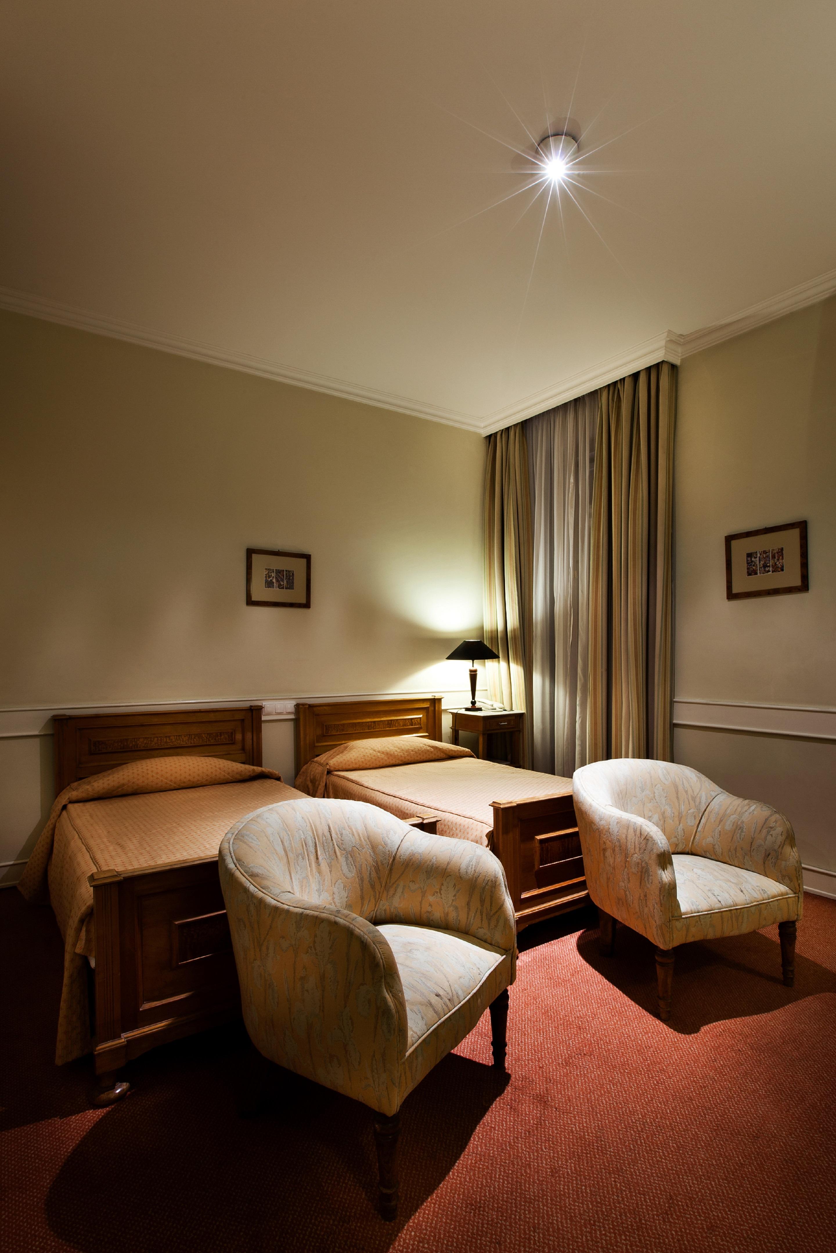Metropole 3* Lisbon