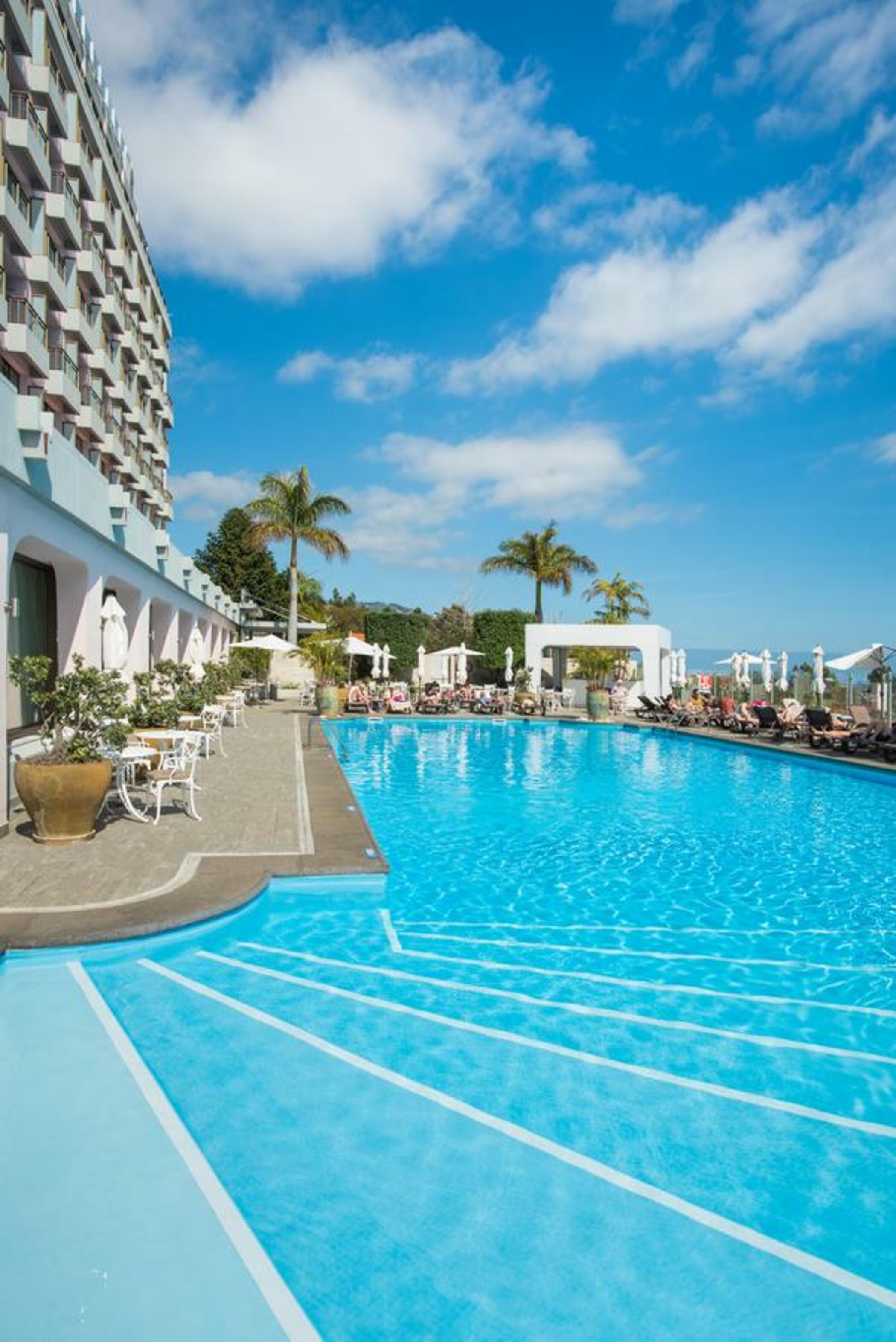 Tui Blue Gardens - Adults-only - Savoy Signature Hotel Funchal (Madeira)